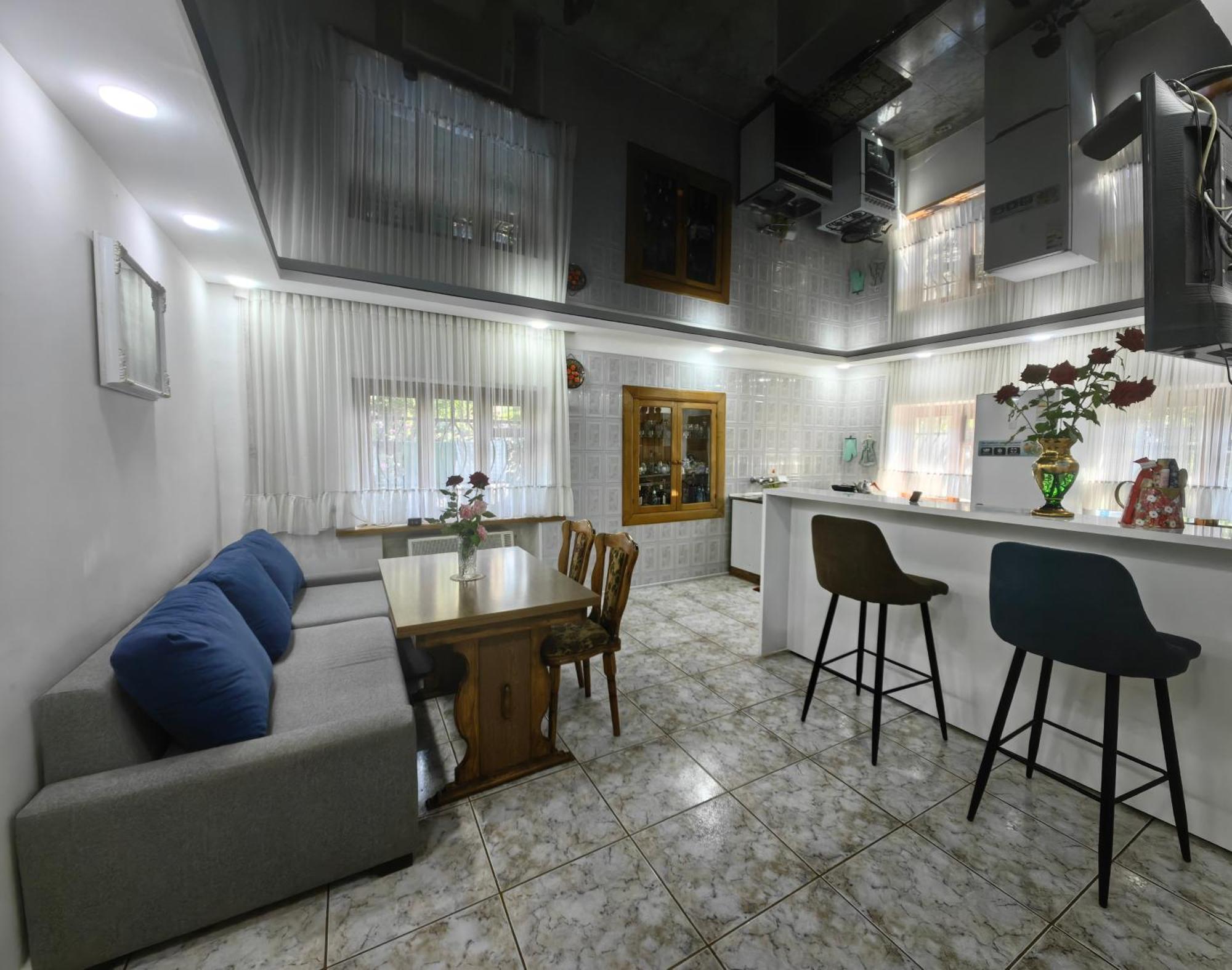 Guest House Metreveli Street 19 Хашури Экстерьер фото